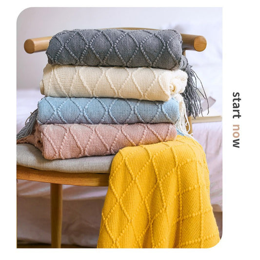 Diamond-shaped sofa blanket throw